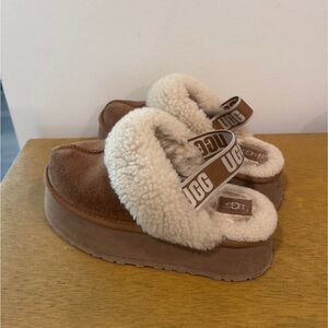 Ugg platform slip ons “Funkette”